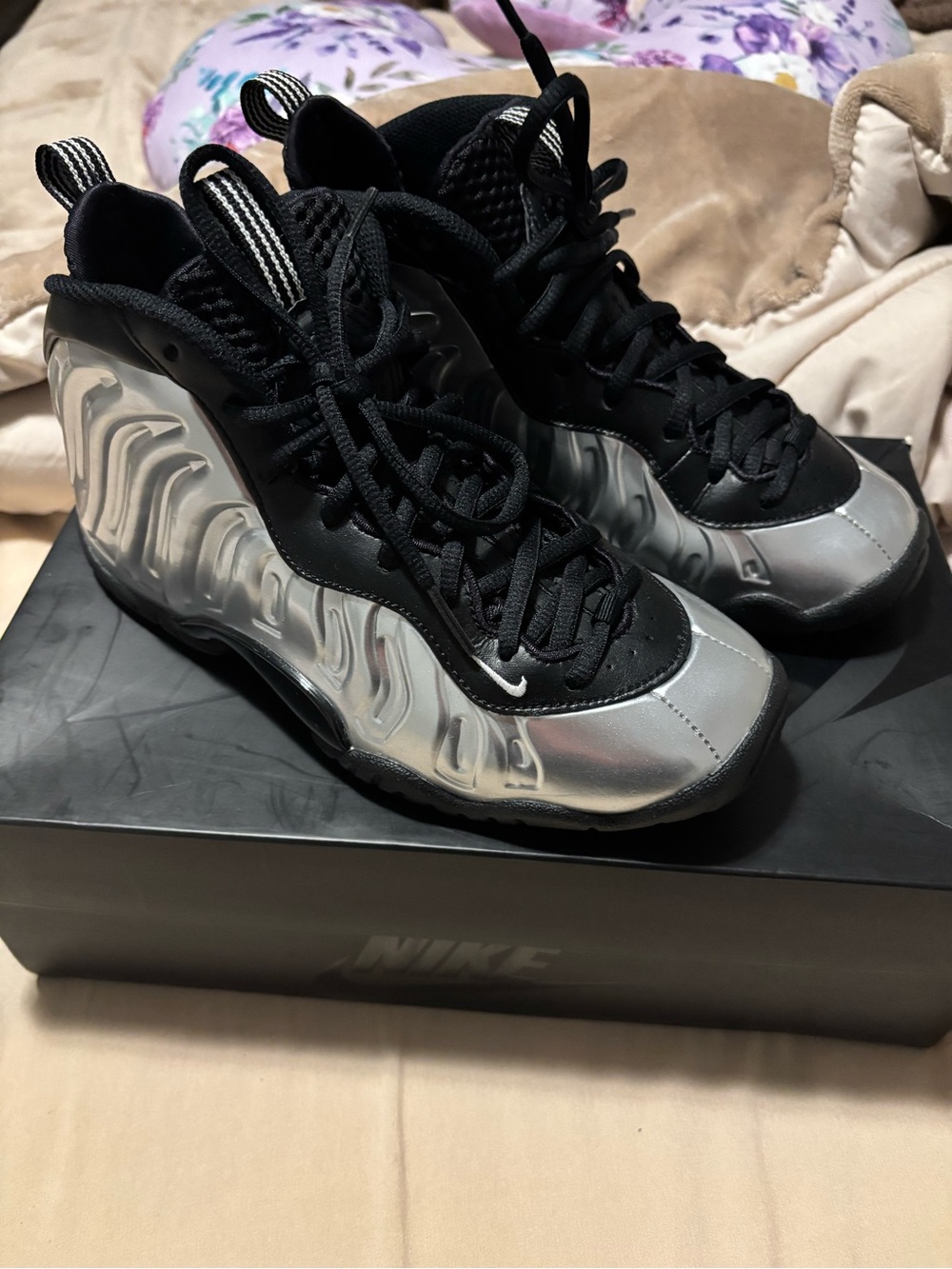 Nike Kids Silver and Black Foamposite Running Sneakers